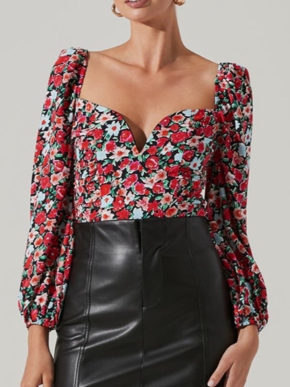 Astr Red Floral Sweetheart Bust Puffy Long sleeve Size S